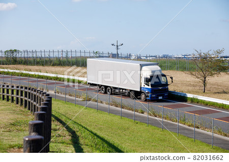 大型卡車 大型卡車 82031662