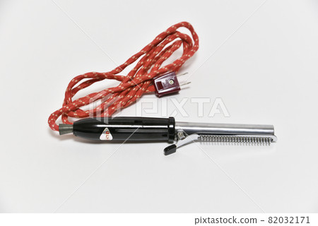 Old curling iron Old curling iron 82032171