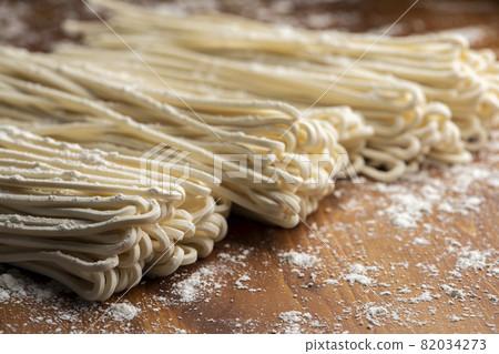 Udon noodle Udon noodle 82034273