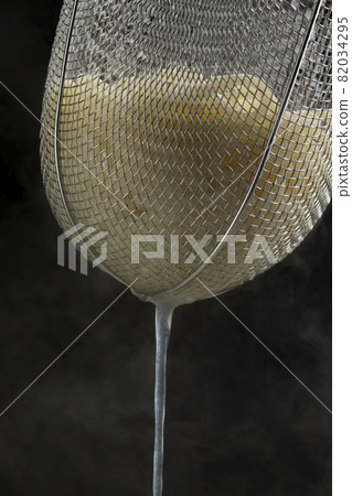 烏冬面熱水下水道（烹飪現場） 82034295