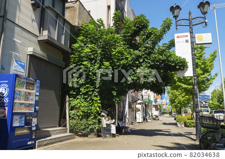 Impressive shop found on the street from Osakako Station to Tempozan Harbor Village 82034638