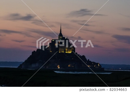 Mont-Saint-Michel at night 82034663