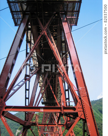 《兵庫縣》山陰線舊阿丸部高架橋 2006 82037500