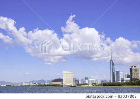 Landscape with Fukuoka Tower 82037802