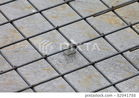 基礎工作：土壤中的加固 82041788