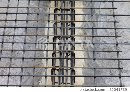 基礎工作：土壤中的加固 82041789