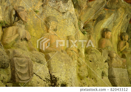 Usuki Stone Buddha, Oita Prefecture Usuki Stone Buddha 82043312