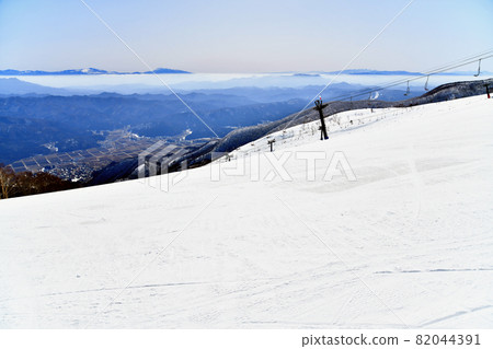 從白馬五龍滑雪場/阿爾卑斯平坡看（長野縣白馬村） [2021.3] 82044391
