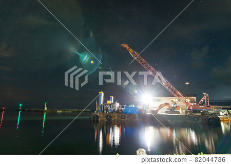 白倉島夜間作業現場 白倉島夜間作業現場 82044786