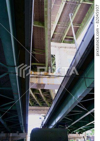 公路交界處 82045937