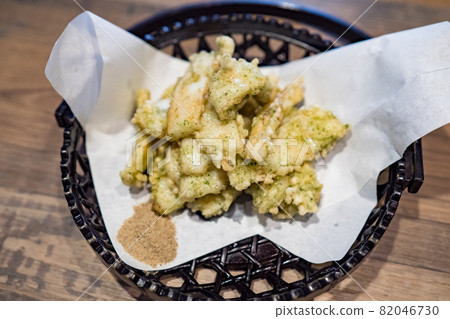 Deep Fried Calamari with Salt, Chilli, Garlic and Pepper 82046730