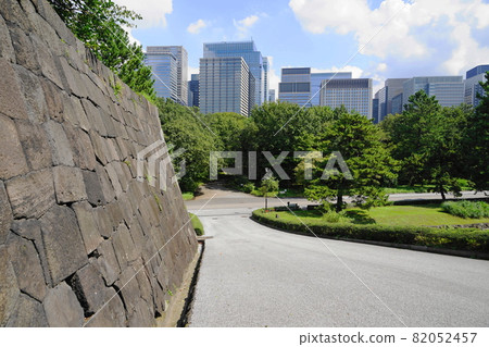 September Chiyoda 691 Shiomizaka Ishigaki / Imperial Palace Edo Castle Ruins September Chiyoda 691 Shiomizaka Ishigaki / Imperial Palace Edo Castle Ruins 82052457