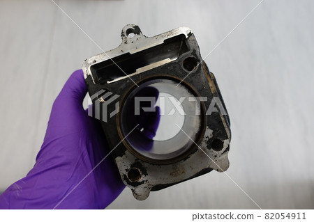 cylinder 82054911