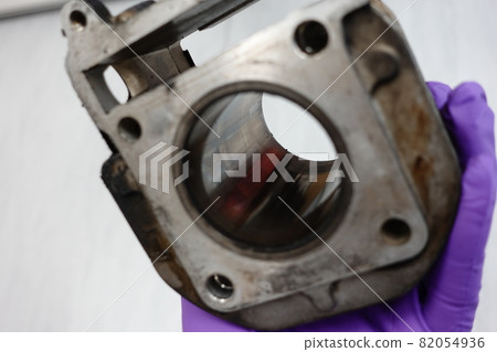 cylinder 82054936