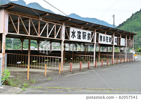 水久保站前自行車停車場 水久保站前自行車停車場 82057541