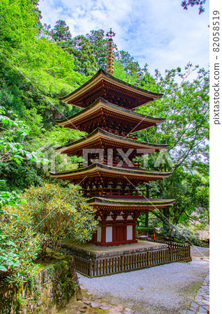 Five-storied pagoda of Murouji Temple Five-storied pagoda of Murouji Temple 82058519