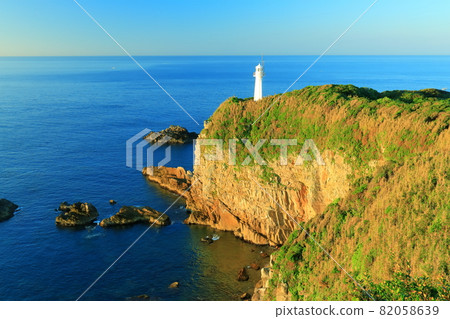 [Kochi Prefecture] Cape Ashizuri in the morning sun 82058639