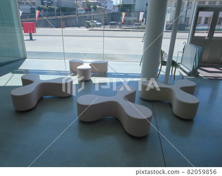 Hitachi City Hall Bench SANAA "Flower" 82059856