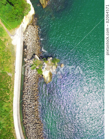 One of Japan's three scenic spots "Matsushima Bay" - Aerial photograph at drone (Miyagi prefecture Higashi Matsushima city Miyado character Kashikiyama) One of Japan's three scenic spots "Matsushima Bay" - Aerial photograph at drone (Miyagi prefecture Higashi Matsushima city Miyado character Kashikiyama) 82064571