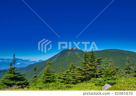 日本長野縣八岳市的蓼科山 日本長野縣八岳市的蓼科山 82065870