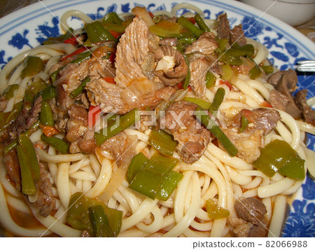 Central Asian noodle dish Laghman 82066988