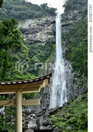 那智瀑布（飛龍神社鳥居/大瀧）[和歌山縣東室區那智勝浦町] 82067787