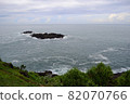 Beach and hill in Hindia ocean 82070766