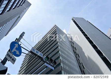 摩天大樓和大城市 摩天大樓和大城市 82072349