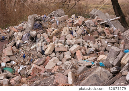 Debris Debris 82073279