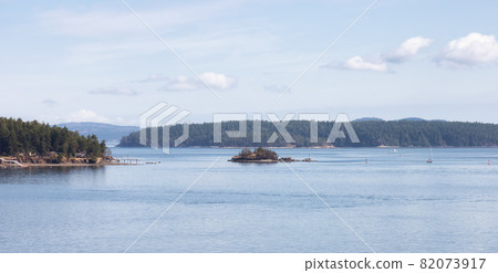 Canadian Nature Landscape and Homes on the Island on West Coast of Pacific Ocean. Canadian Nature Landscape and Homes on the Island on West Coast of Pacific Ocean. 82073917