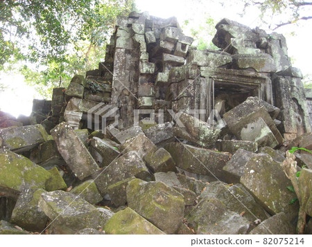 柬埔寨，白天的本梅里亞。 (東側) 82075214