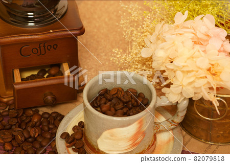 Coffee relieved antique Coffee relieved antique 82079818