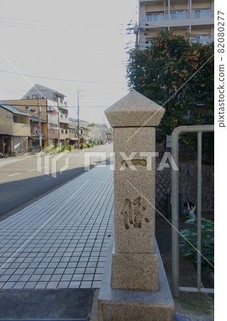 Kyoto, Ichijo-Modori Bridge and townscape Kyoto, Ichijo-Modori Bridge and townscape 82080277
