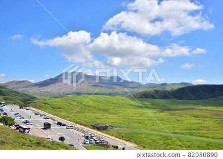 Mt. Aso Kusasenrigahama Kusasenri Parking Lot Kuju Aso National Park 82080890
