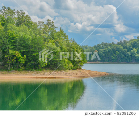 A pristine beauty, Laurel River Lake is in Daniel Boone National Forest, Corbin, Kentucky 82081200