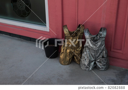 Cafe / restaurant store display 82082888