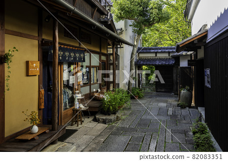 近江八幡八幡堀鵝卵石小巷 滋賀縣近江八幡市 近江八幡八幡堀鵝卵石小巷 滋賀縣近江八幡市 82083351