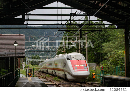 板谷站East-i 82084581