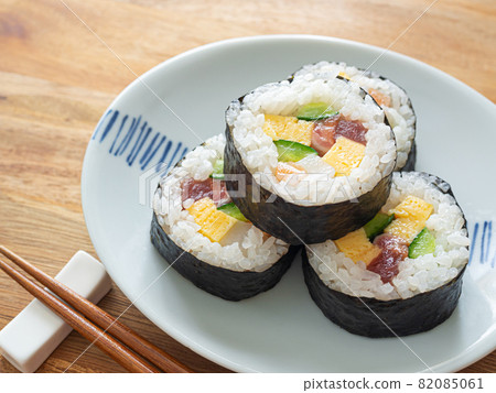 Seafood wrapped sushi Seafood wrapped sushi 82085061