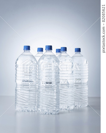 PET bottle water PET bottle water 82085621
