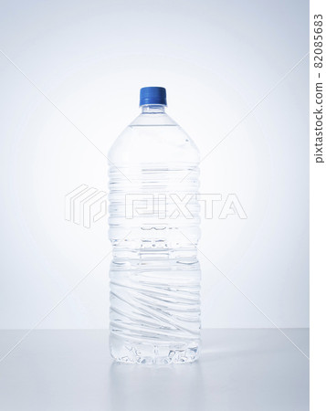 PET bottle water PET bottle water 82085683