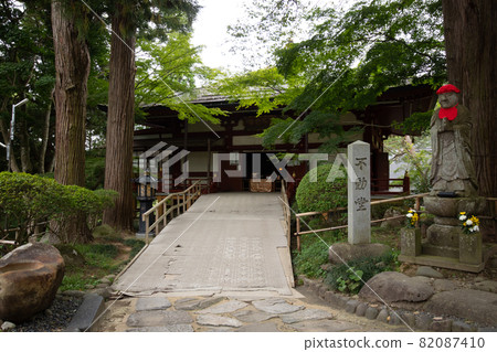 Chusadera temple 82087410