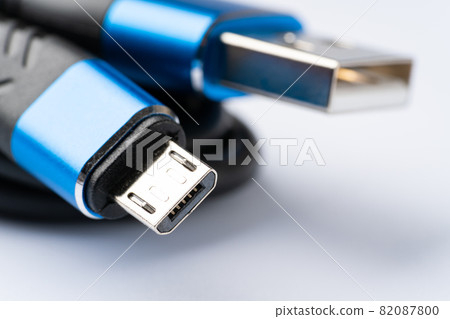 usb, cable, white background 82087800