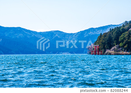 Scenery of Lake Ashi, Kanagawa Prefecture Scenery of Lake Ashi, Kanagawa Prefecture 82088244