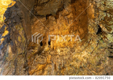 Inazumi underwater cave Inazumi underwater cave 82091750
