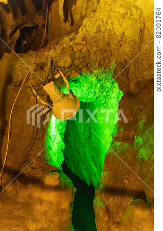 Inazumi underwater cave Inazumi underwater cave 82091764