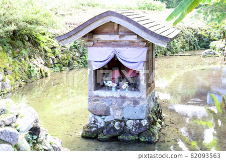 Uriwari Shimizu Ichijodani Asakura Ruins (Fukui City, Fukui Prefecture) 82093563