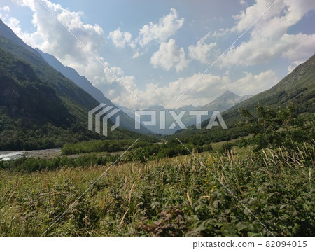 Summer mountain valley canyon panorama 82094015