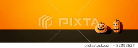Miniature Halloween pumpkin ghosts Miniature Halloween pumpkin ghosts 82098627