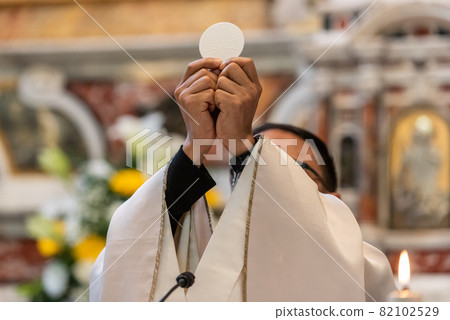 The Holy Bread in the rite of Eucharist 82102529